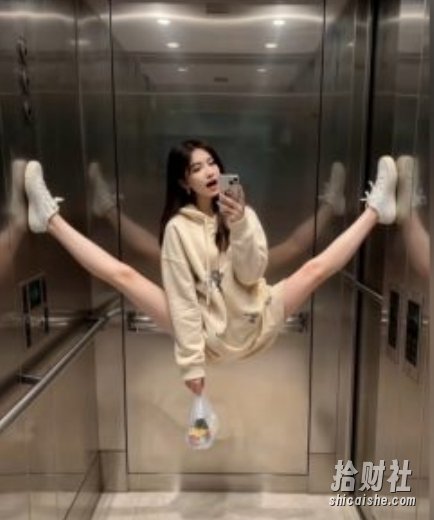 AI生成电梯一字马美女制作教程，条条流量上万，别再在外面被割韭菜了，全流程实操